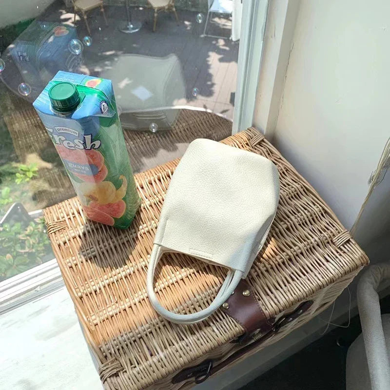 Mugrs™ Bucket Bag  Pure Vegetable Vegan Leather Crossbody Bag
